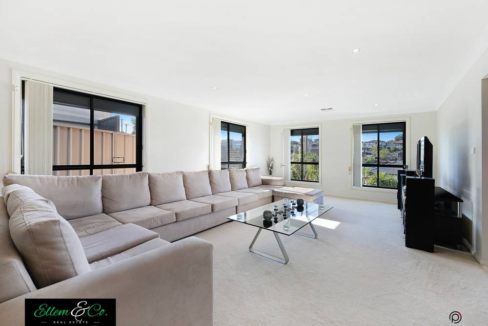 36 Karrabah Crescent, Lake Heights, NSW 2502