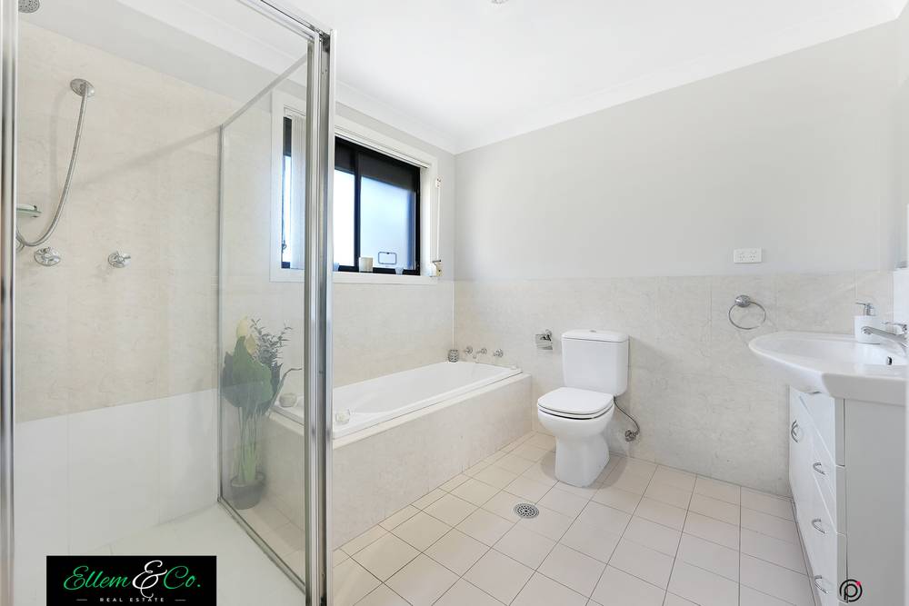 36 Karrabah Crescent, Lake Heights, NSW 2502