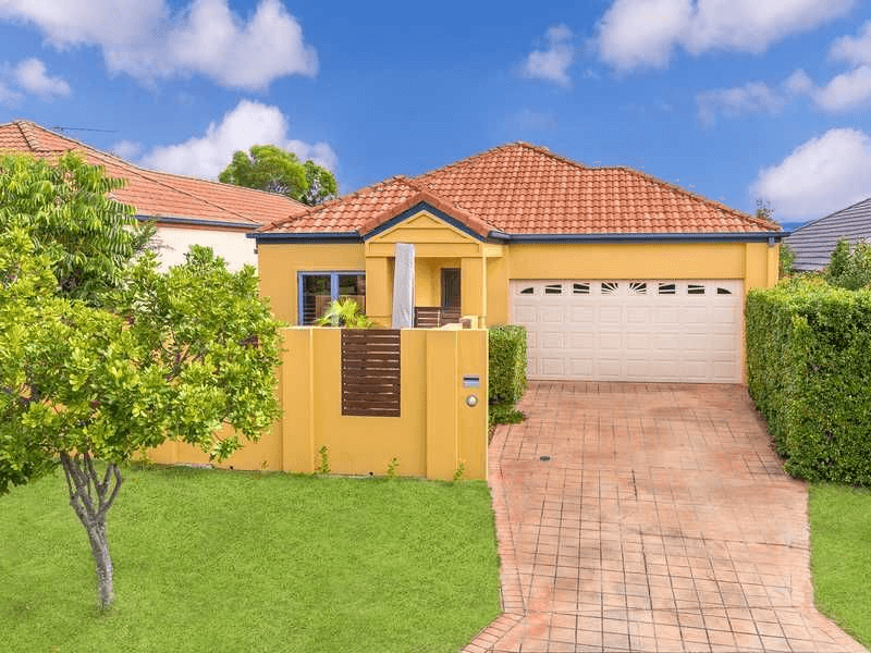 23 Ranier Crescent, Varsity Lakes, QLD 4227