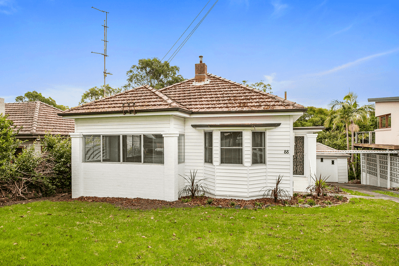 88 Woodlawn Avenue, Mangerton, NSW 2500