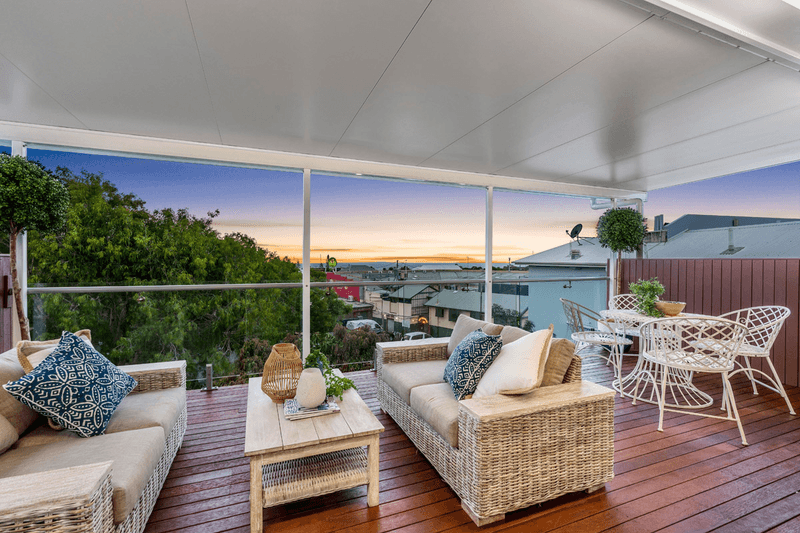 37 Benalla Street, Manly, QLD 4179