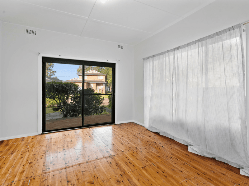 338  Lakedge Avenue, BERKELEY VALE, NSW 2261