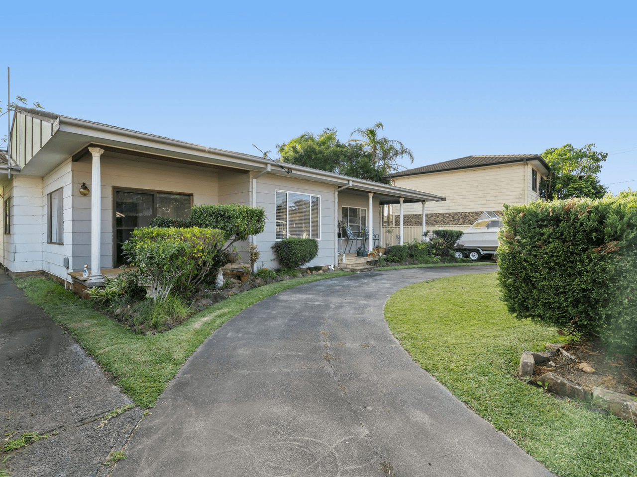 338  Lakedge Avenue, BERKELEY VALE, NSW 2261