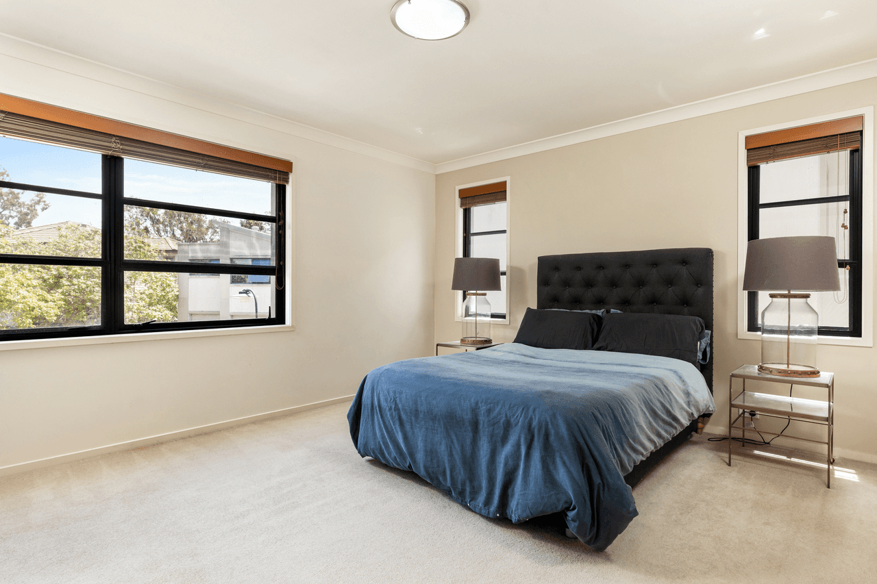 16/1 Celestial Court, CARINA, QLD 4152