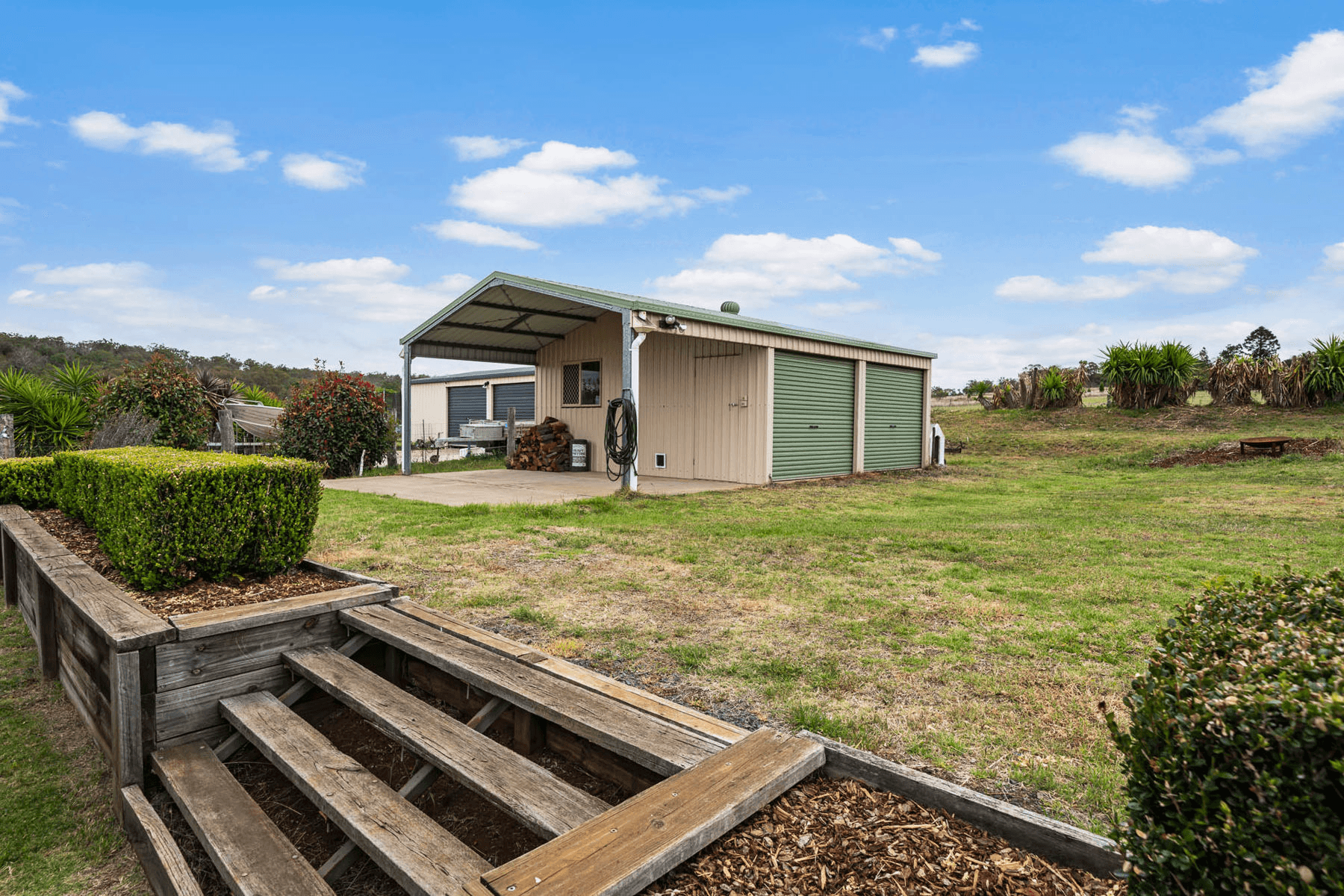 22 Curlew Street, MERINGANDAN WEST, QLD 4352