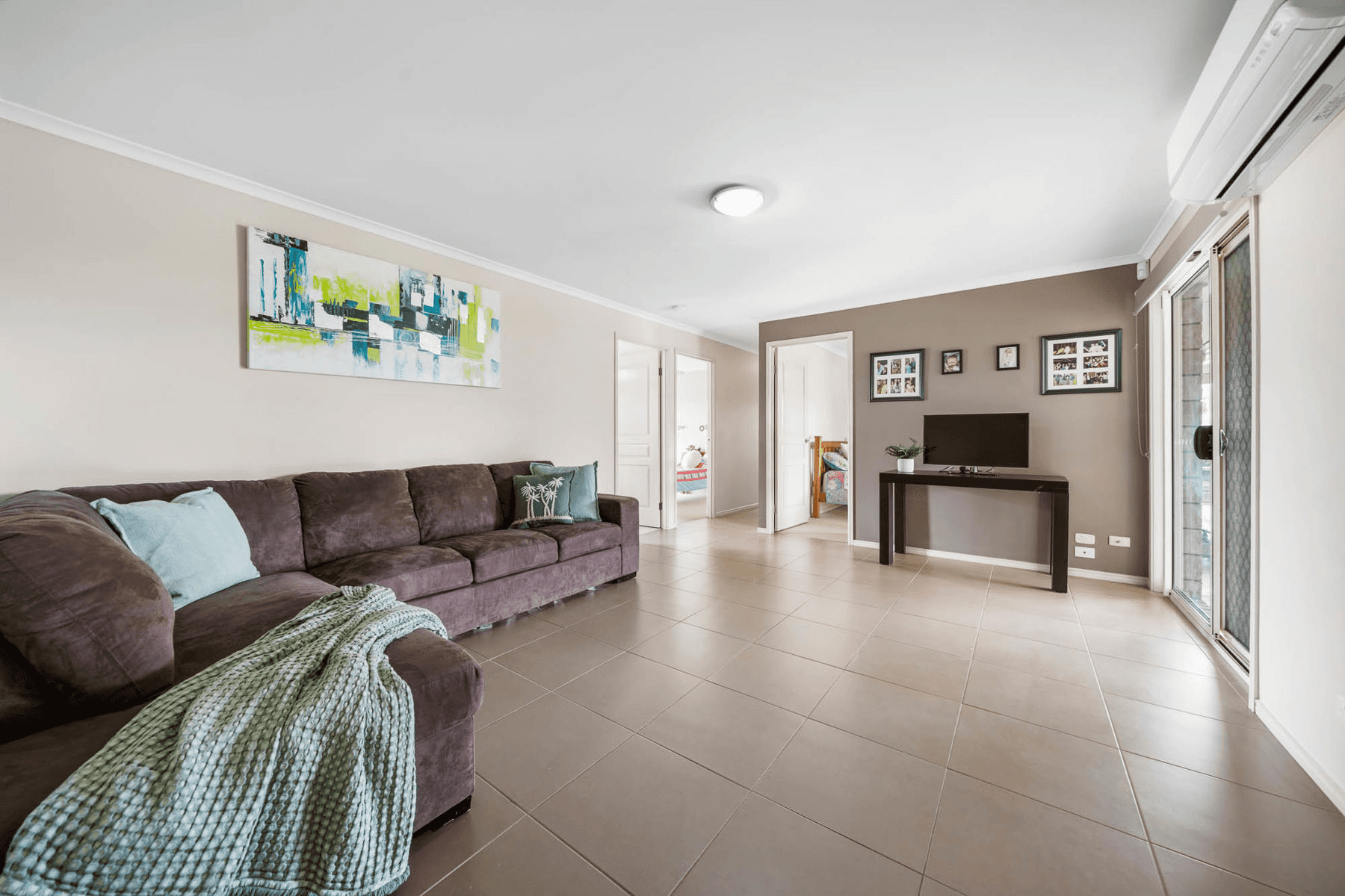 22 Curlew Street, MERINGANDAN WEST, QLD 4352