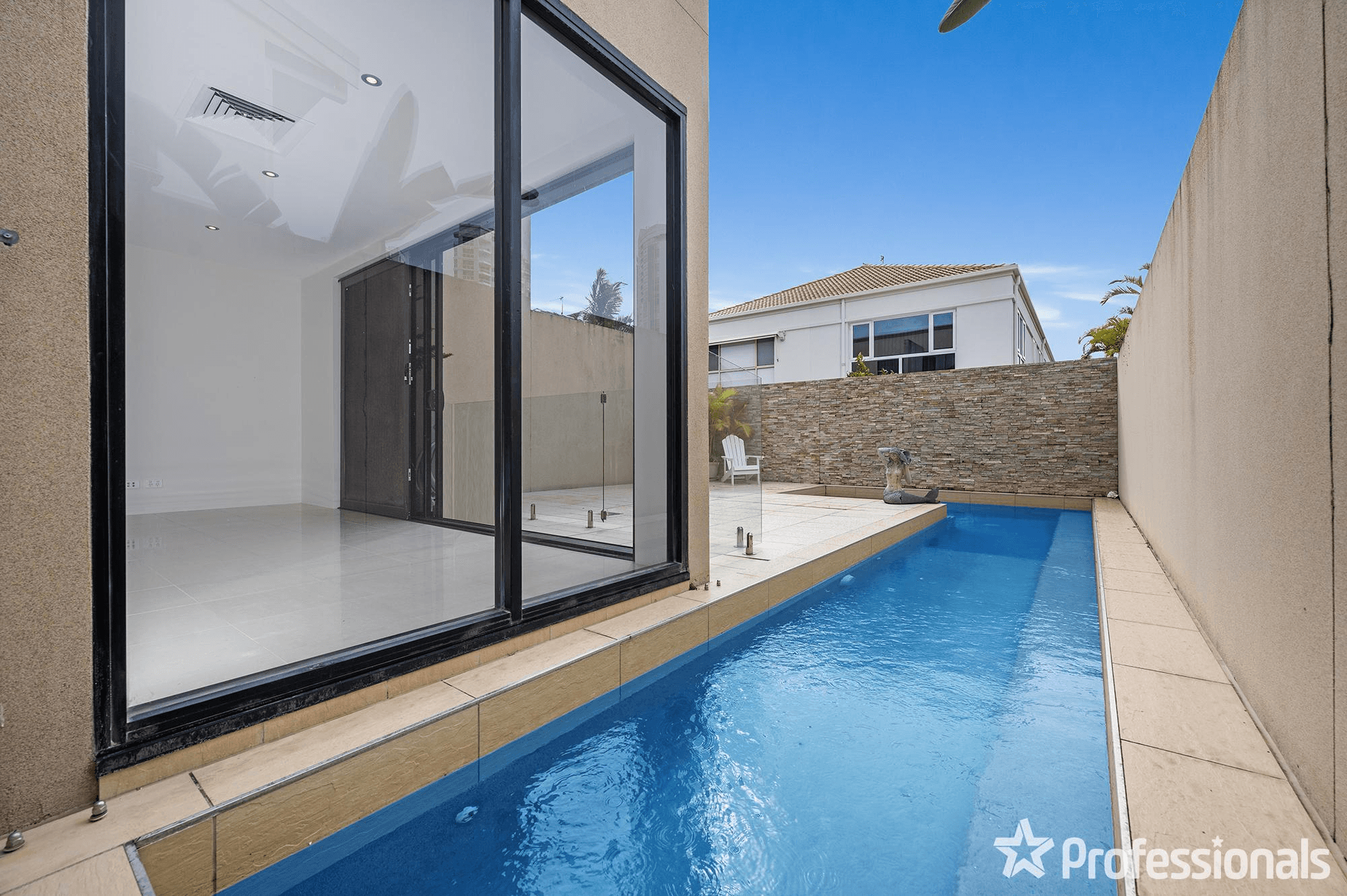 41A Peak Avenue, MAIN BEACH, QLD 4217