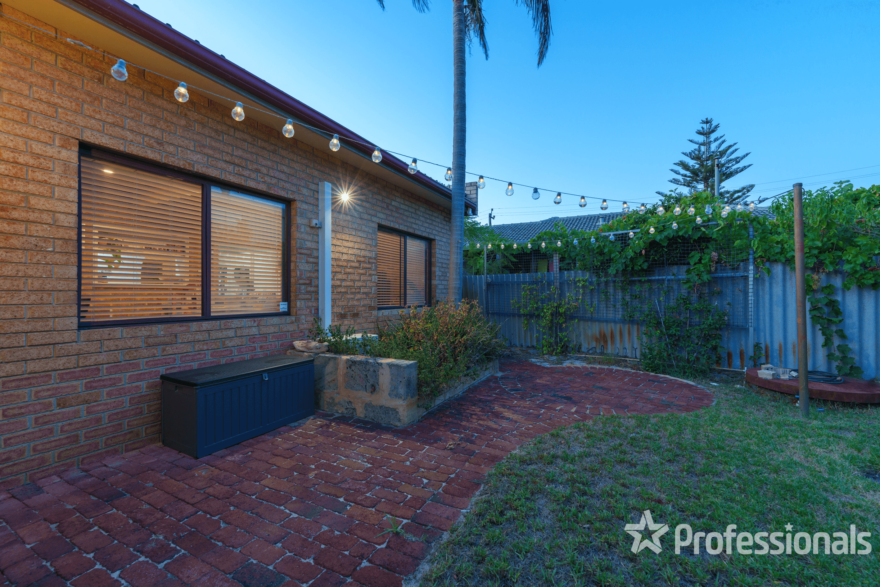 27 Hollett Road, MORLEY, WA 6062