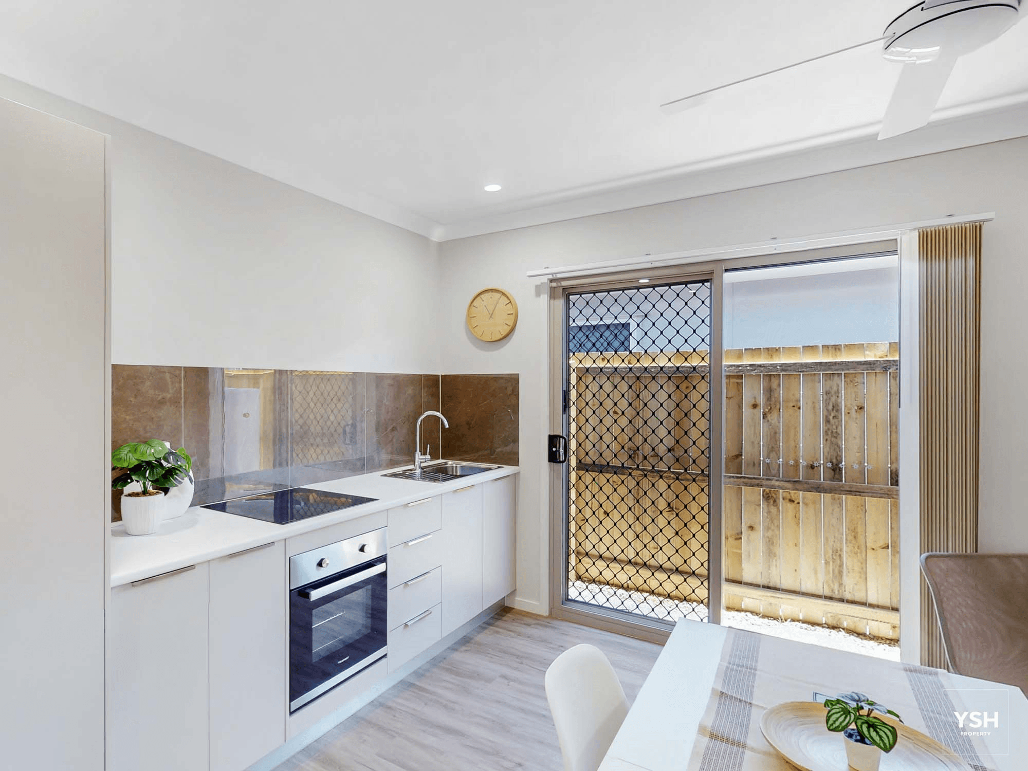 4/14 Allen St, WYNNUM, QLD 4178