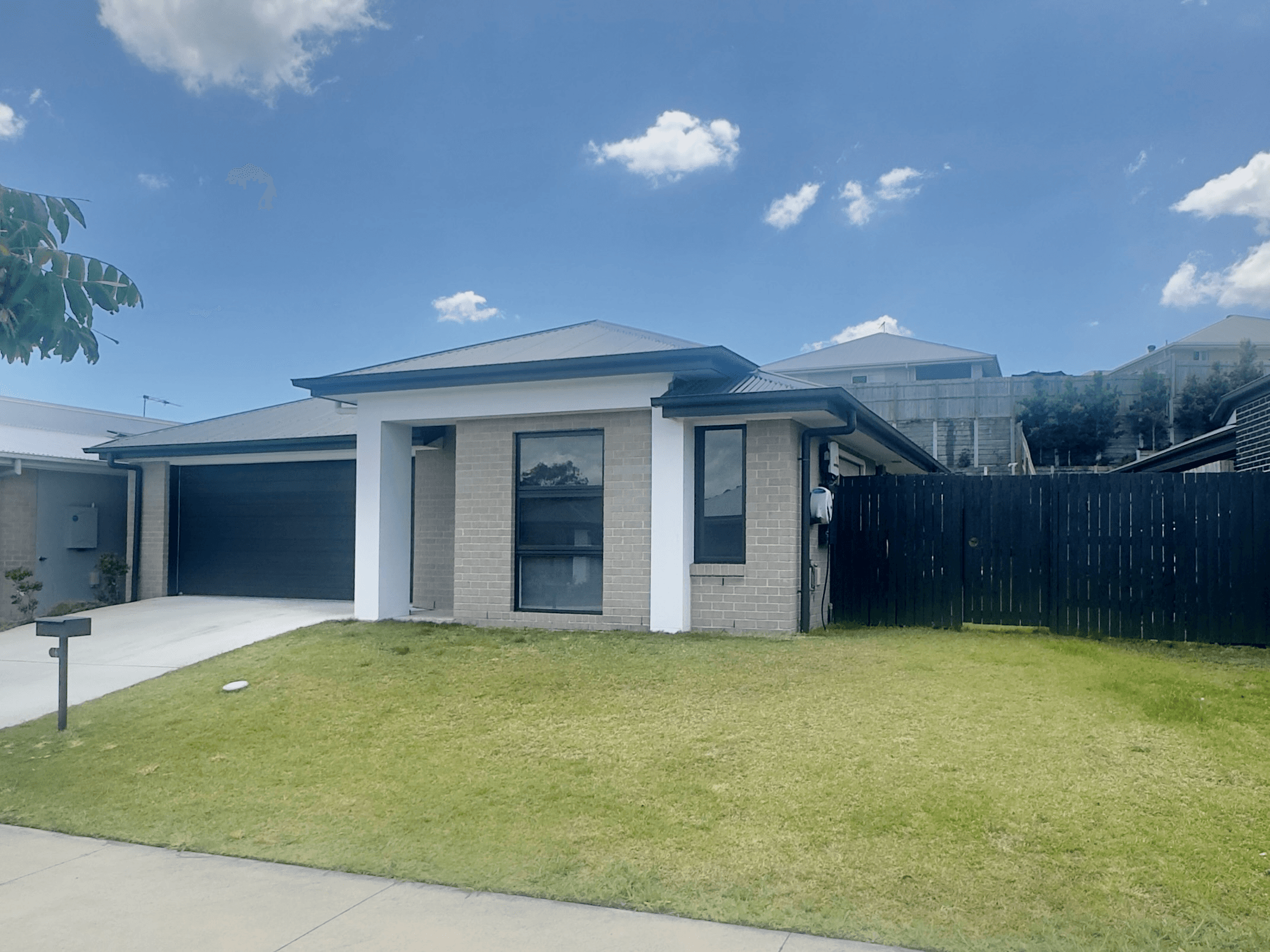 16 Brookhaven Boulevard, BAHRS SCRUB, QLD 4207