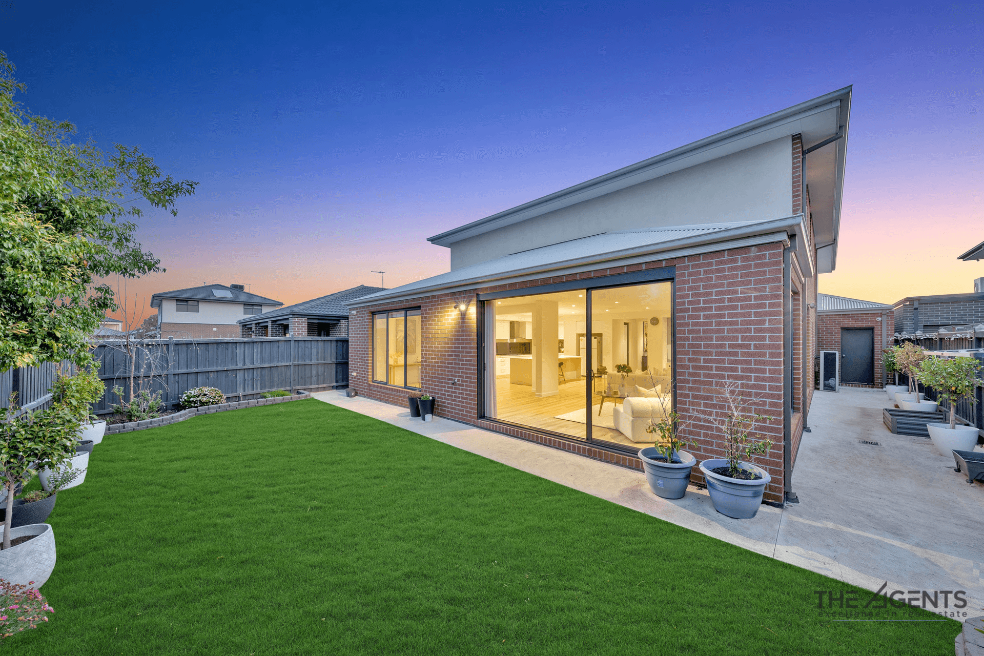 8 Independence Avenue, Point Cook, VIC 3030