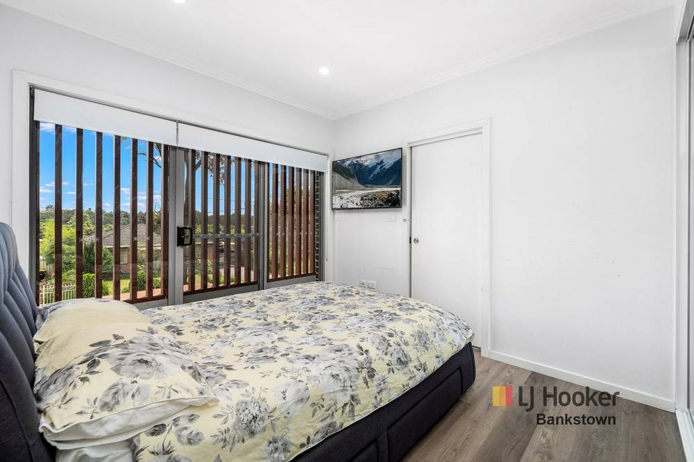 21B Williamson Crescent, WARWICK FARM, NSW 2170