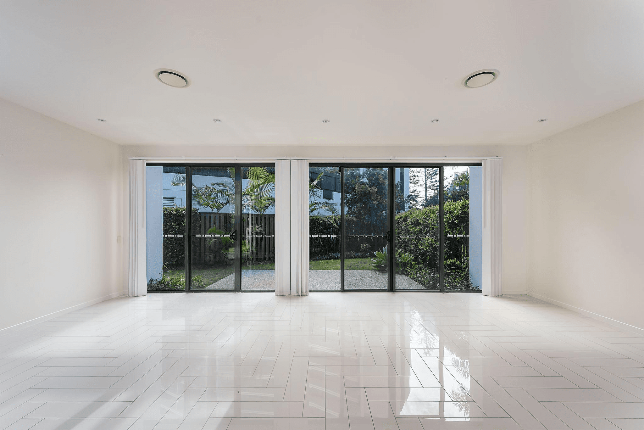 2/51 Magnoli Circuit, Palm Beach, QLD 4221