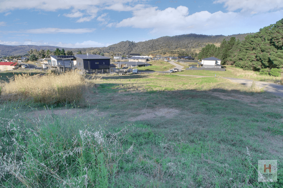 16 Willow Bay Place, East Jindabyne, NSW 2627