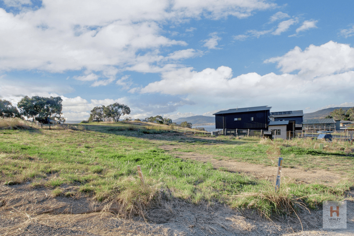 16 Willow Bay Place, East Jindabyne, NSW 2627