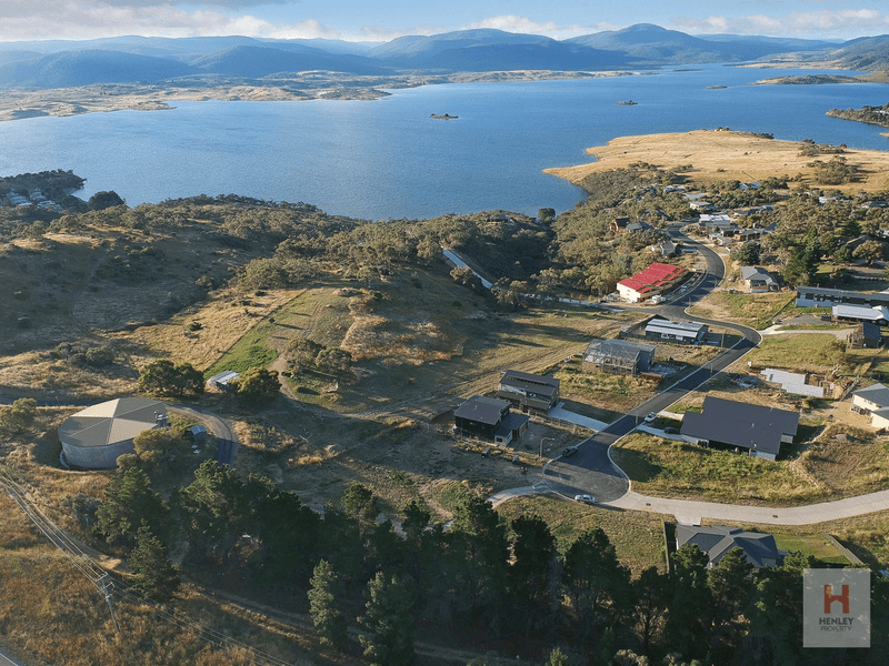 16 Willow Bay Place, East Jindabyne, NSW 2627