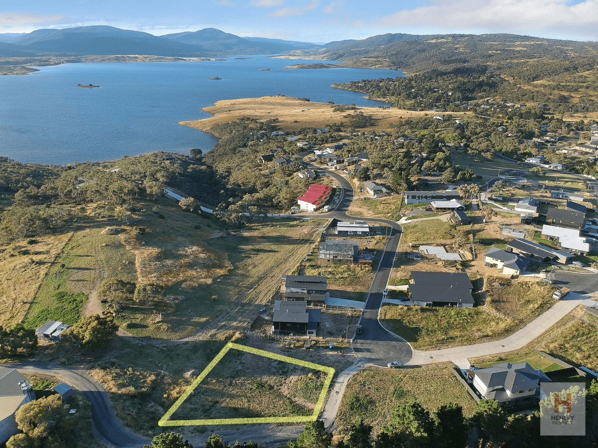 16 Willow Bay Place, East Jindabyne, NSW 2627