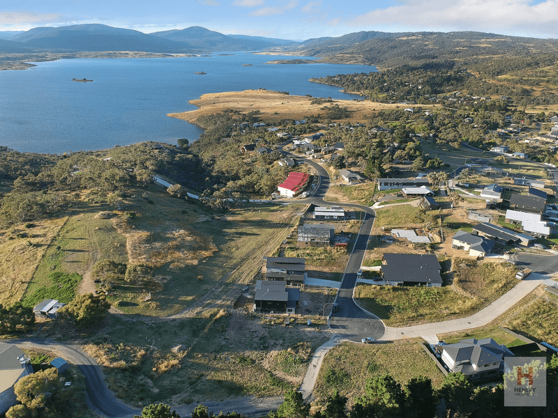 16 Willow Bay Place, East Jindabyne, NSW 2627