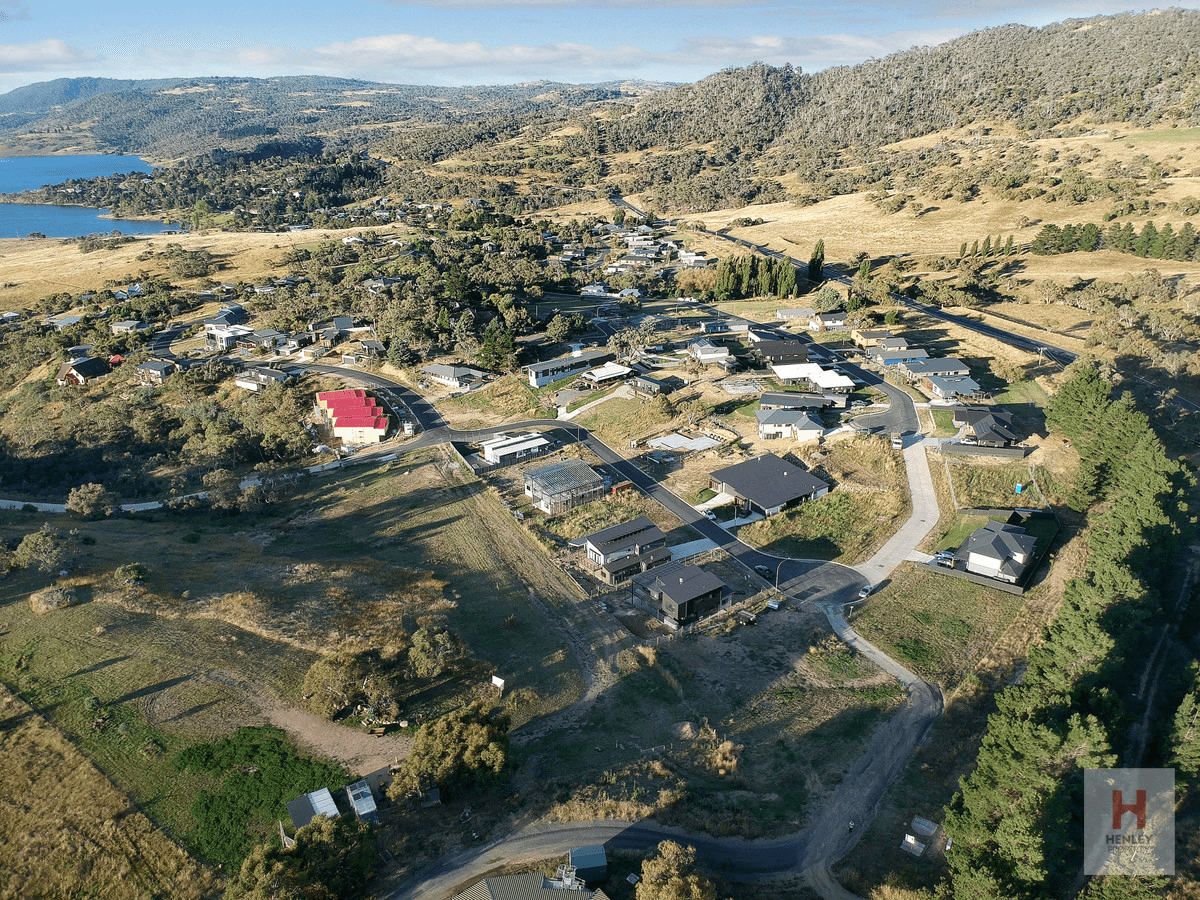 16 Willow Bay Place, East Jindabyne, NSW 2627