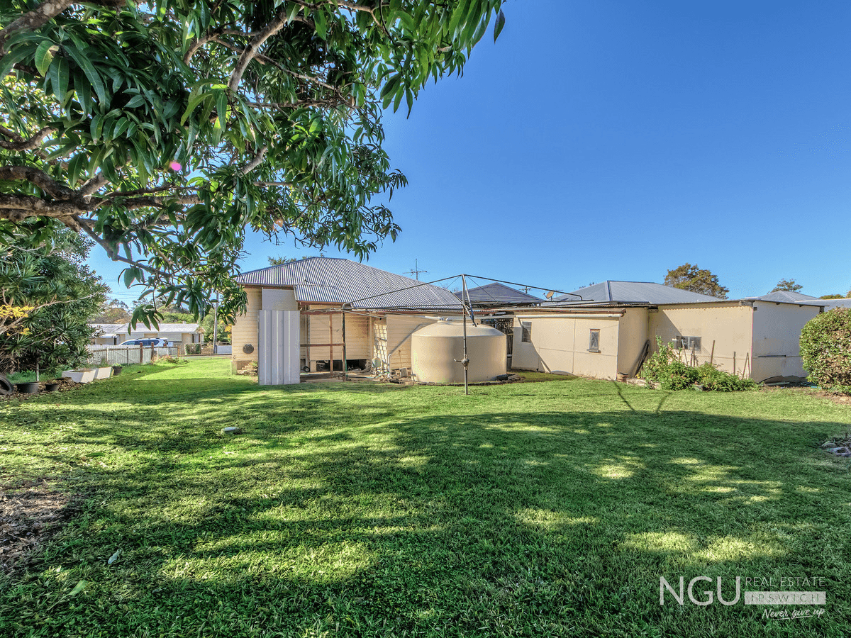 24 Nathan Street, East Ipswich, QLD 4305