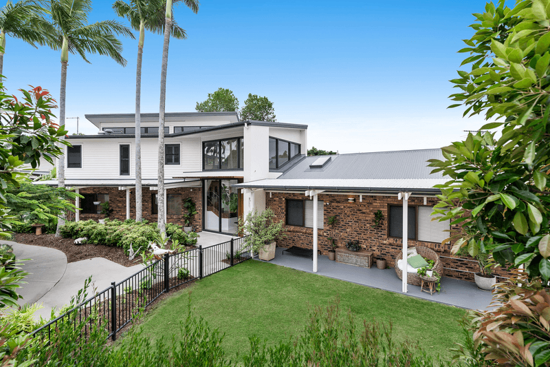 34 Duncan Street, Wynnum West, QLD 4178