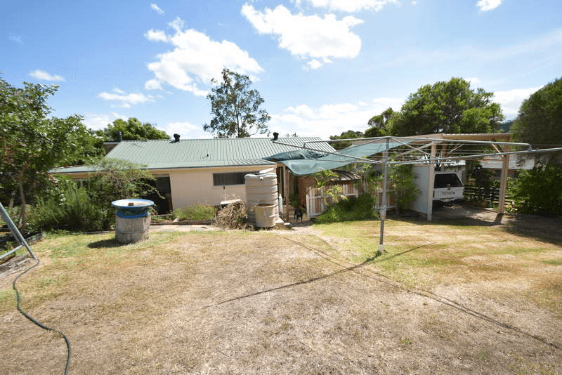 38 Barbour Street, ESK, QLD 4312