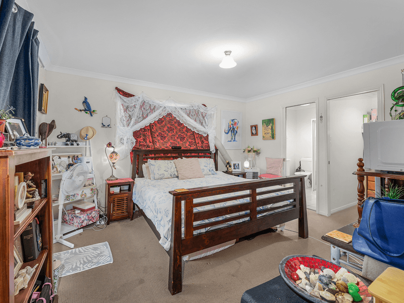 9 Chalmers Place, NORTH IPSWICH, QLD 4305