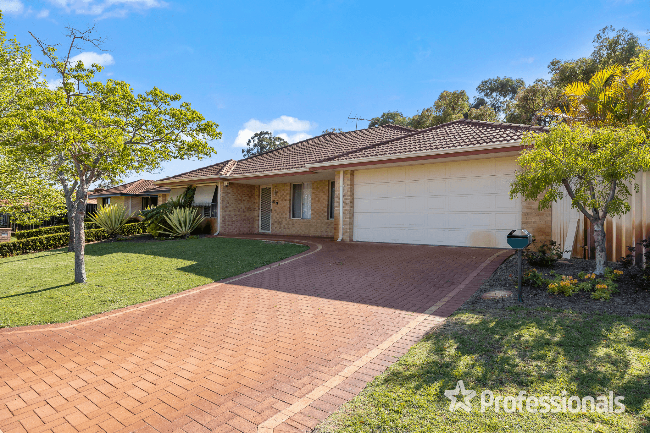 64 Aylesford Drive, MARANGAROO, WA 6064