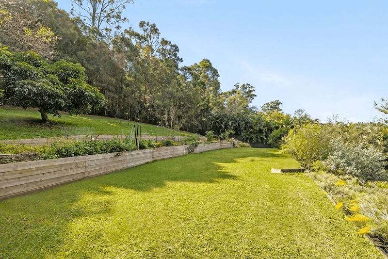 14 Bushbird Court, DIDDILLIBAH, QLD 4559