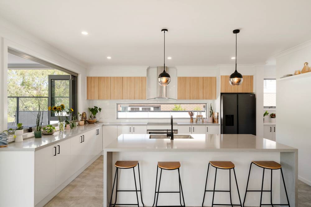 6 Halong Drive, SUNSHINE NORTH, VIC 3020