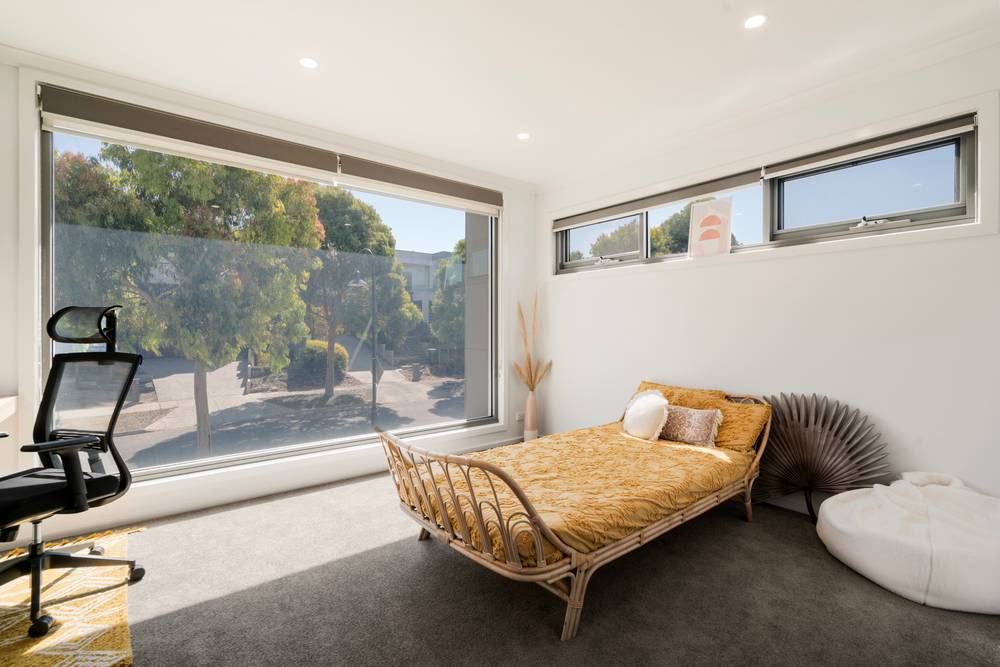 6 Halong Drive, SUNSHINE NORTH, VIC 3020