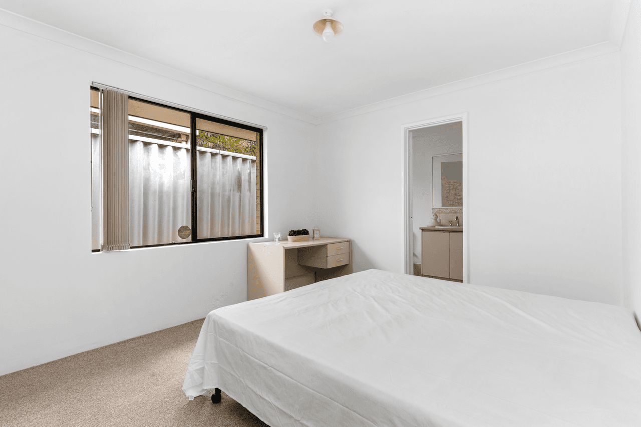 4/14-16 Farnham Street, BENTLEY, WA 6102