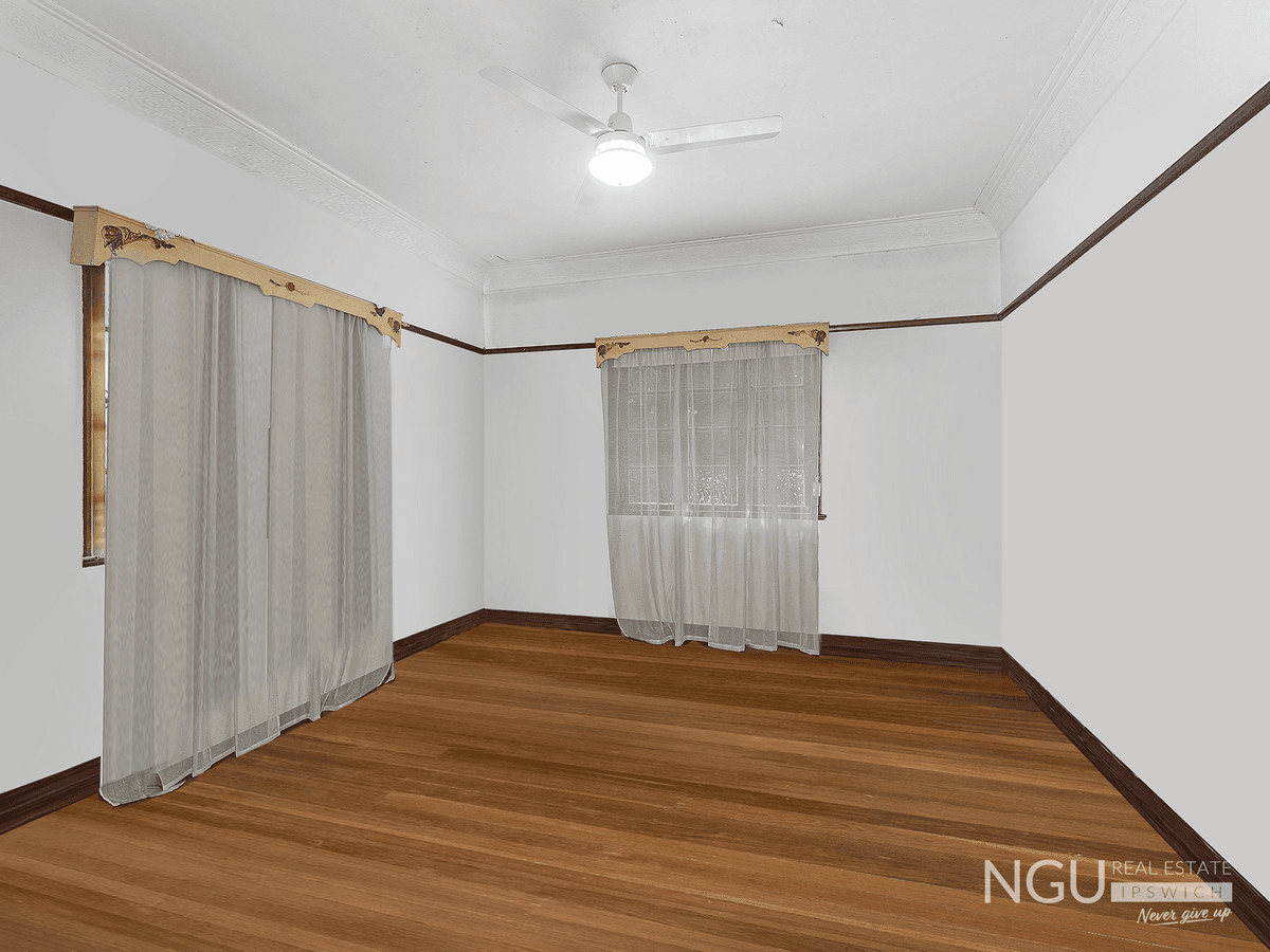 25 Prospect Street, Silkstone, QLD 4304