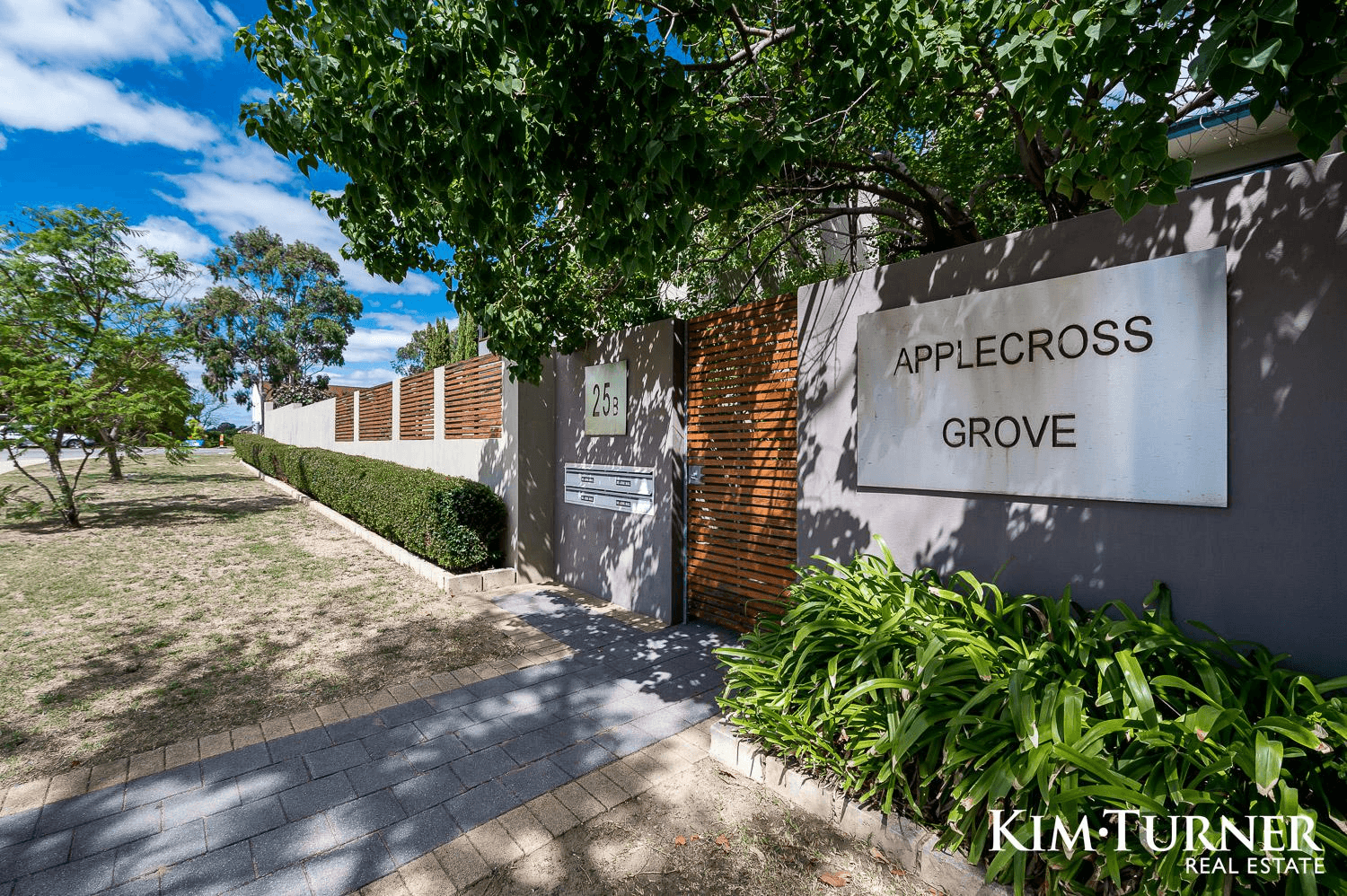 2/25b Ullapool Road, APPLECROSS, WA 6153