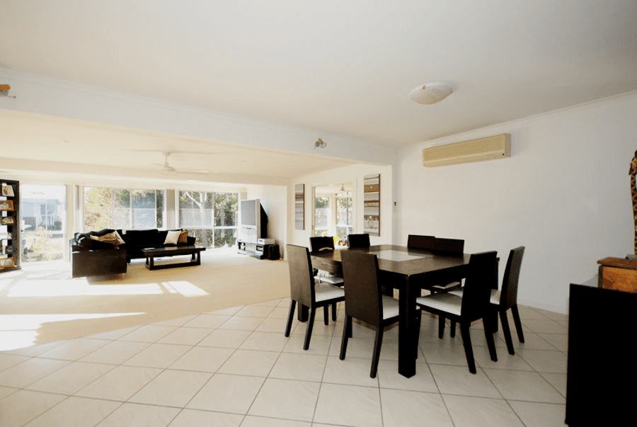 7 Gum Tree Glen, SAPPHIRE BEACH, NSW 2450