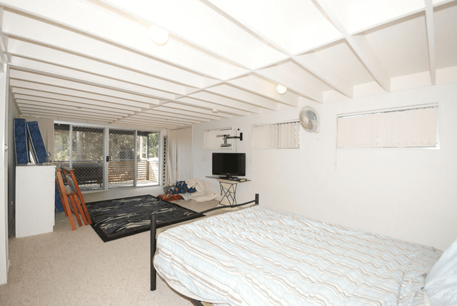 7 Gum Tree Glen, SAPPHIRE BEACH, NSW 2450
