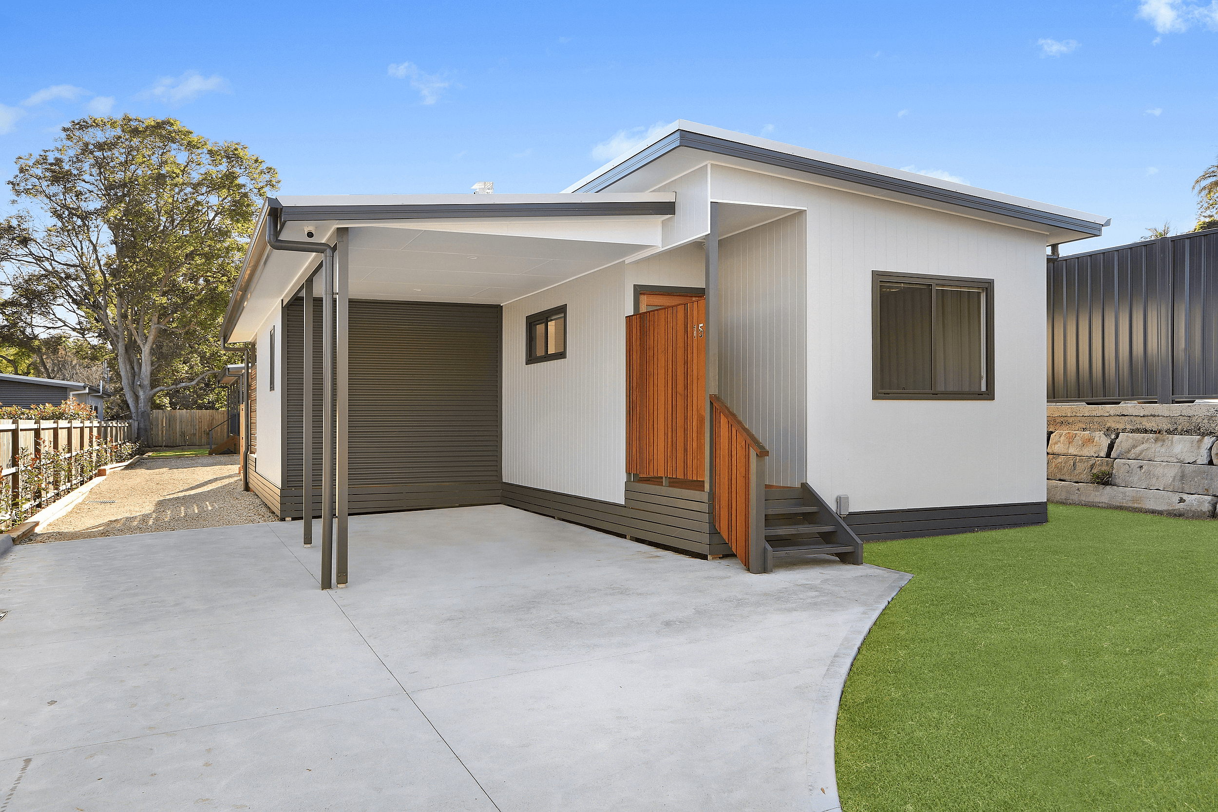 15 Barralong Road, ERINA, NSW 2250