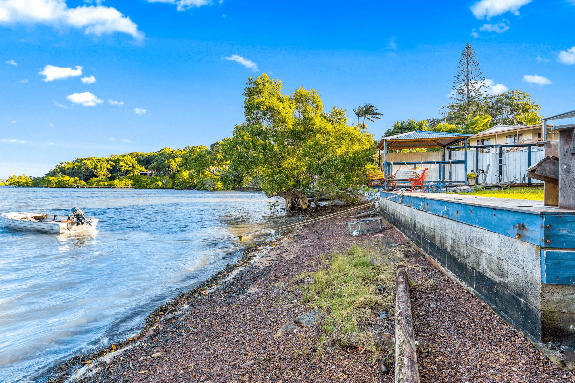 28 Oasis Drive, RUSSELL ISLAND, QLD 4184