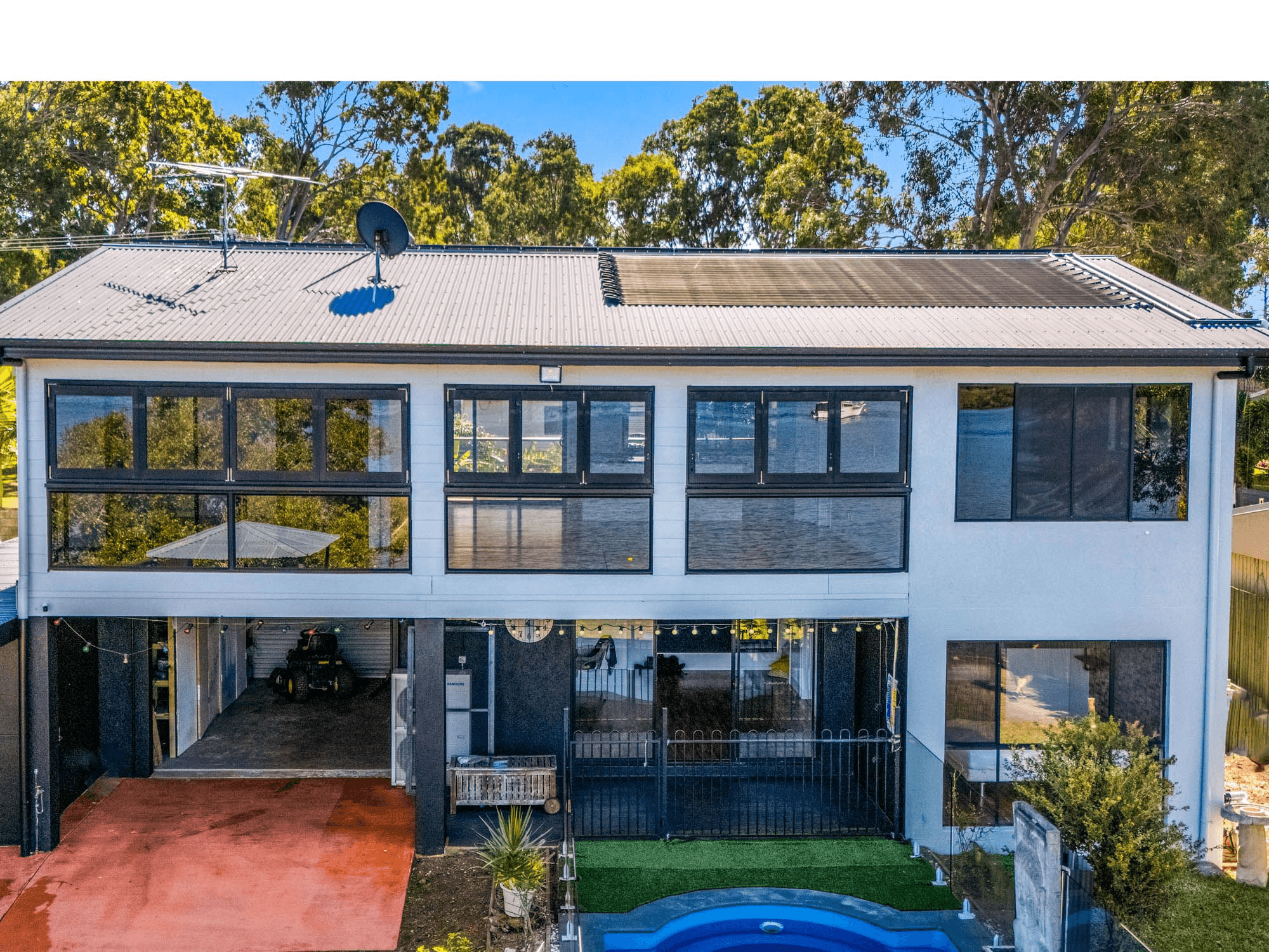 28 Oasis Drive, RUSSELL ISLAND, QLD 4184