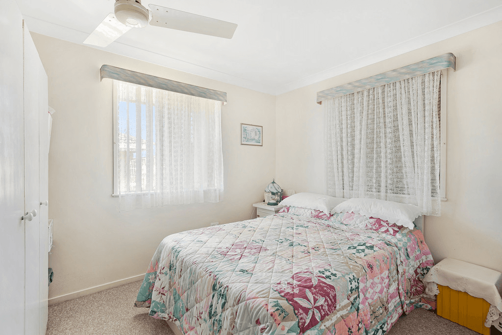 5 Raelyn Street, CENTENARY HEIGHTS, QLD 4350