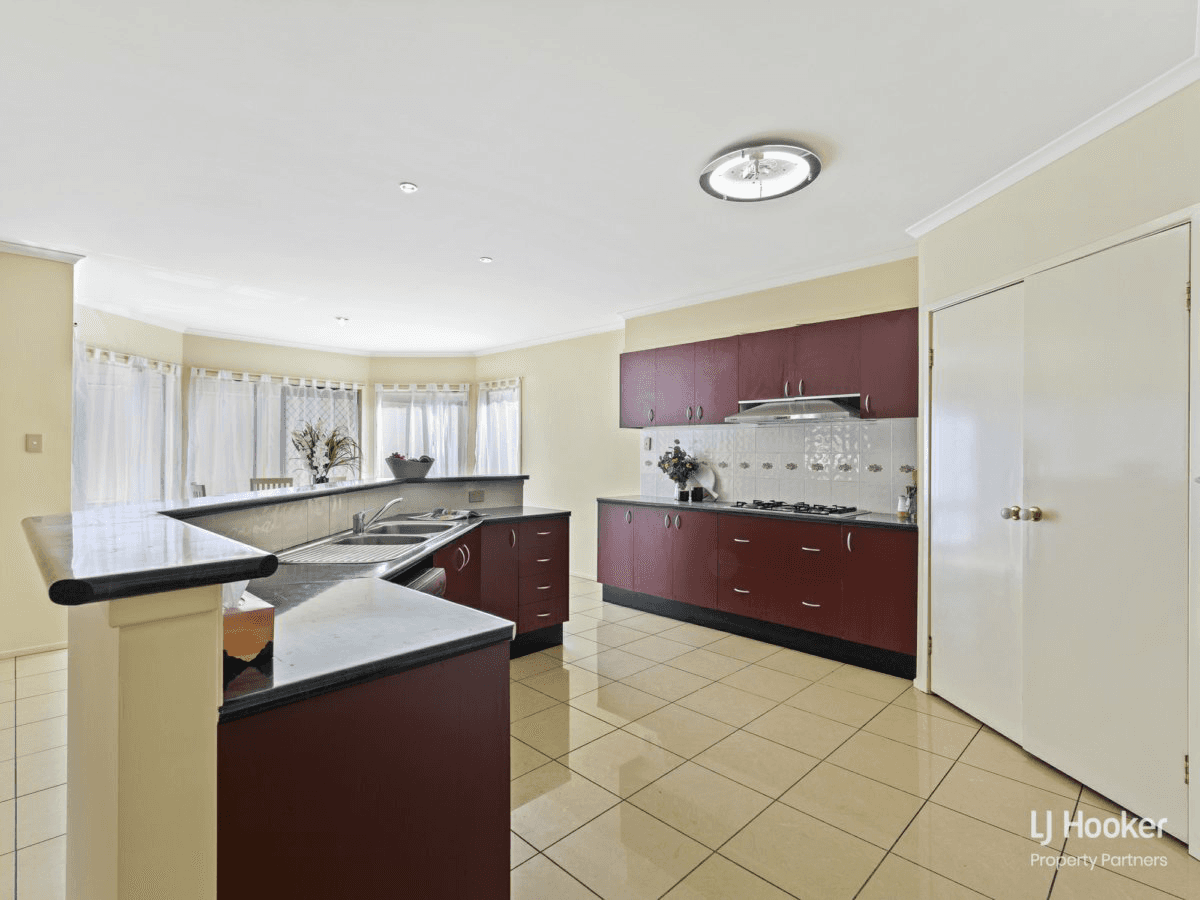 128 Bordeaux Street, EIGHT MILE PLAINS, QLD 4113