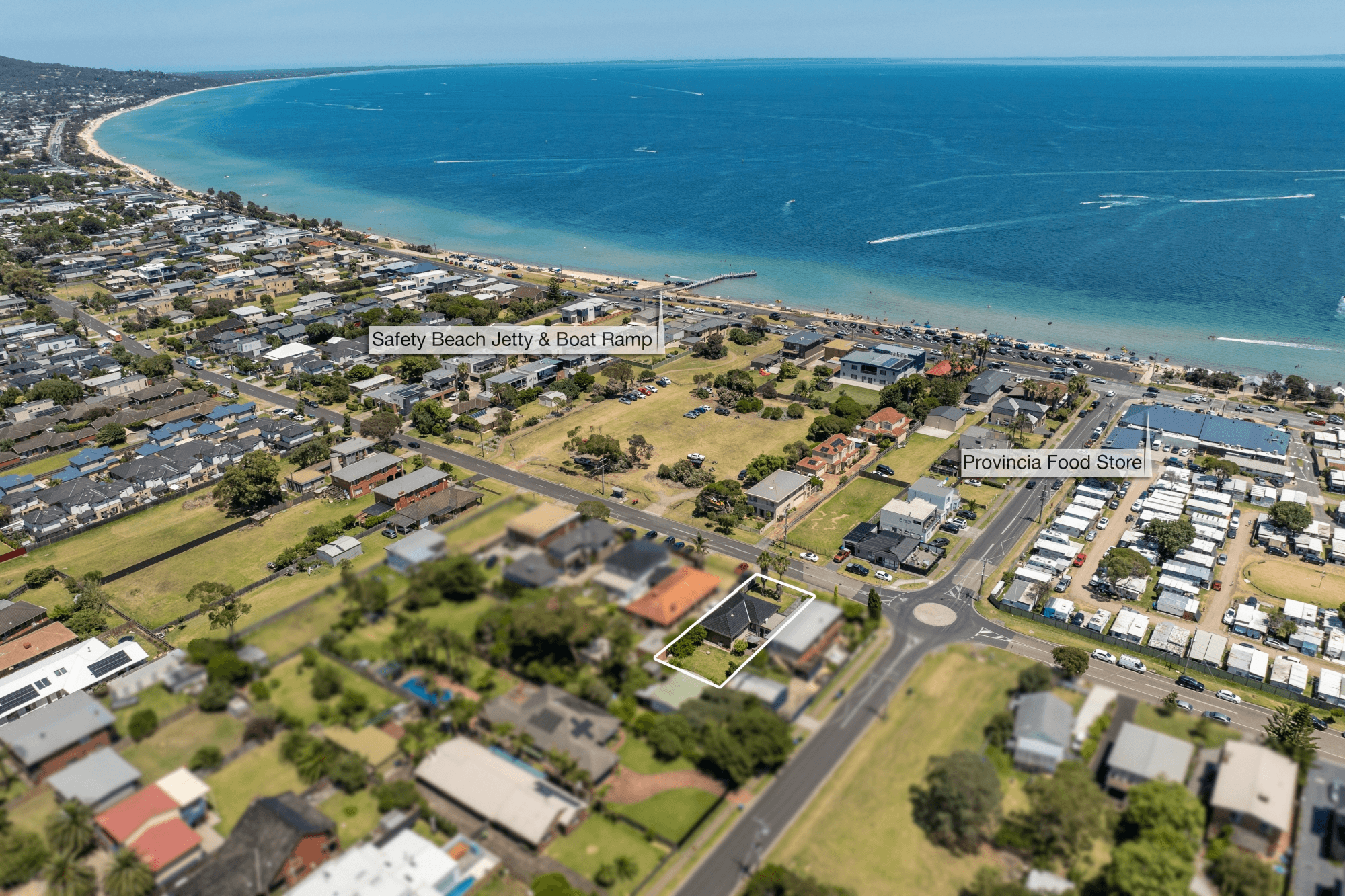 216 Dromana Parade, Safety Beach, VIC 3936