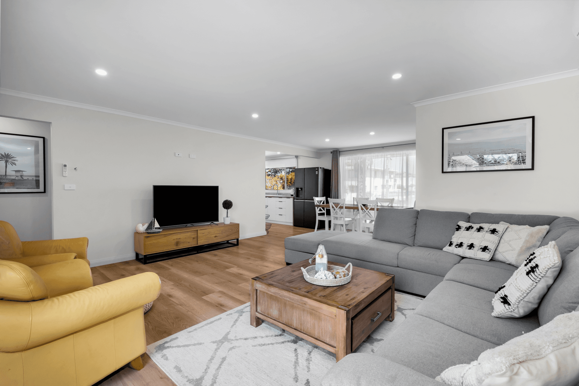 216 Dromana Parade, Safety Beach, VIC 3936
