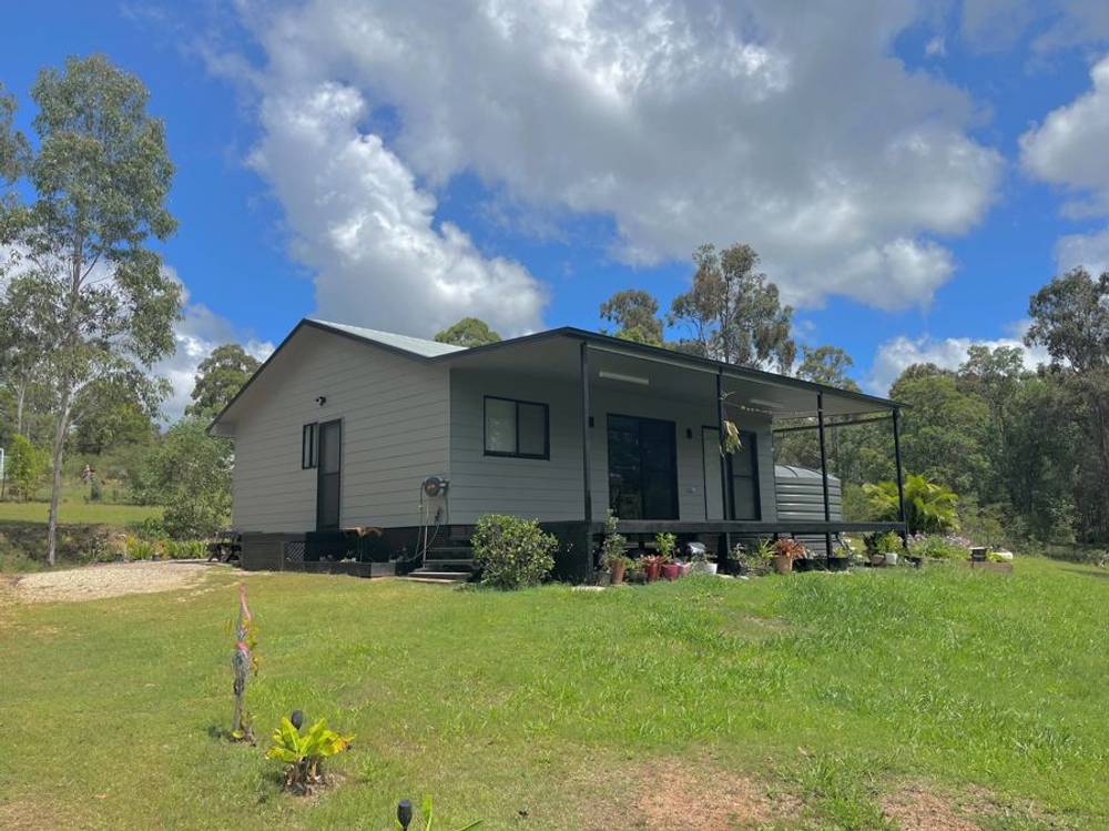 25 Arboreleven Rd, GLENWOOD, QLD 4570