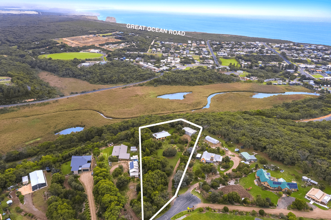 11 Pleasant Drive, PORT CAMPBELL, VIC 3269