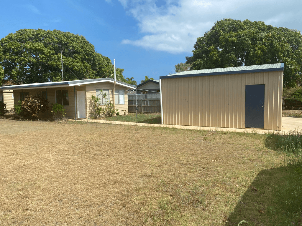 122 Esplanade, POINT VERNON, QLD 4655