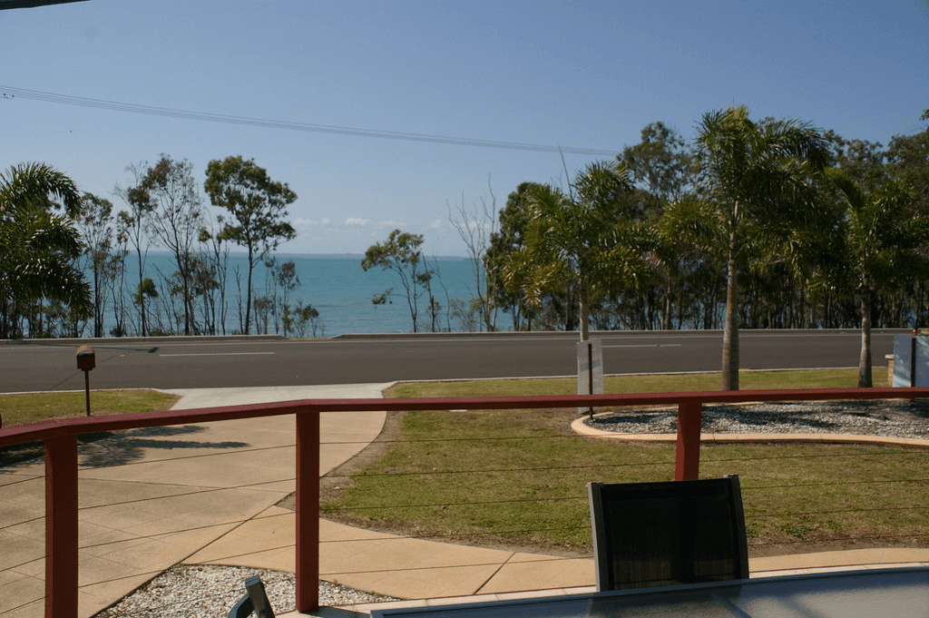 122 Esplanade, POINT VERNON, QLD 4655