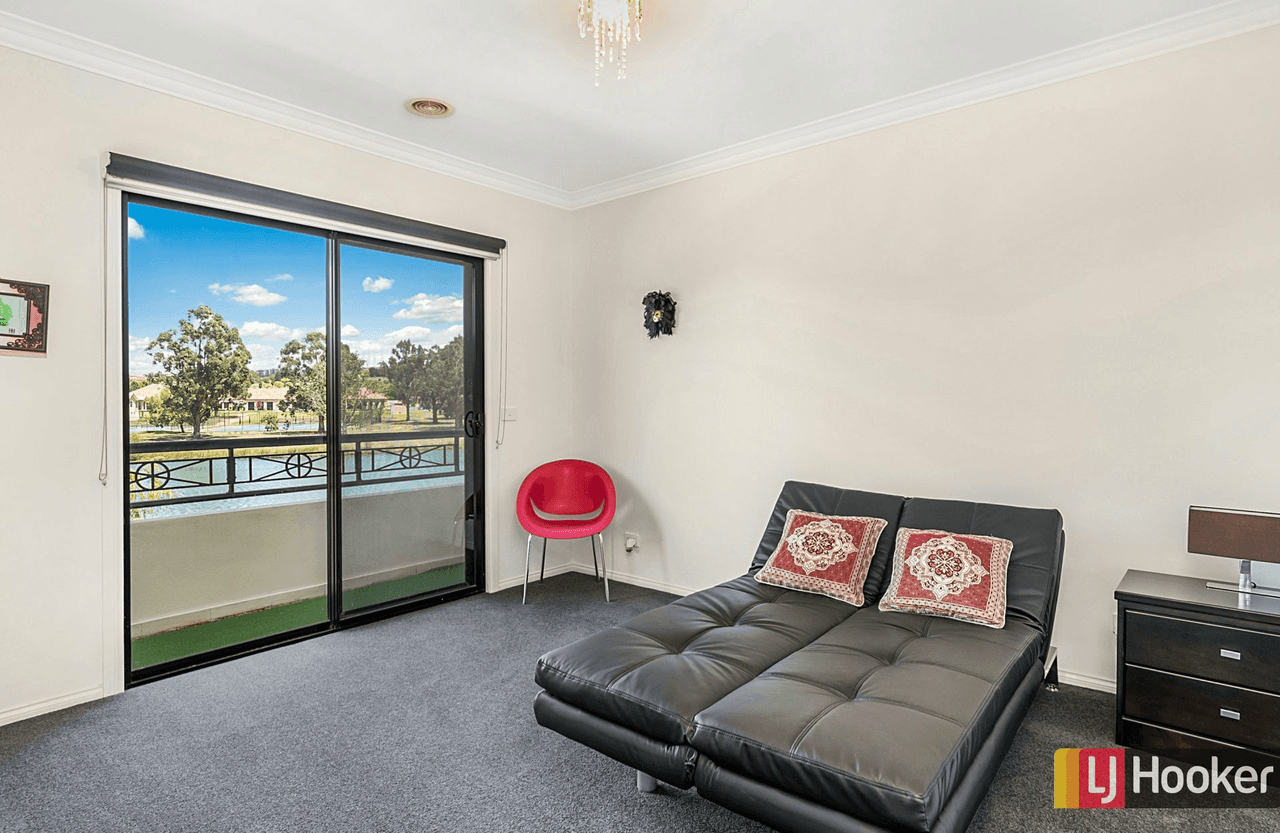 9 Lakeside Drive, HIDDEN VALLEY, VIC 3756