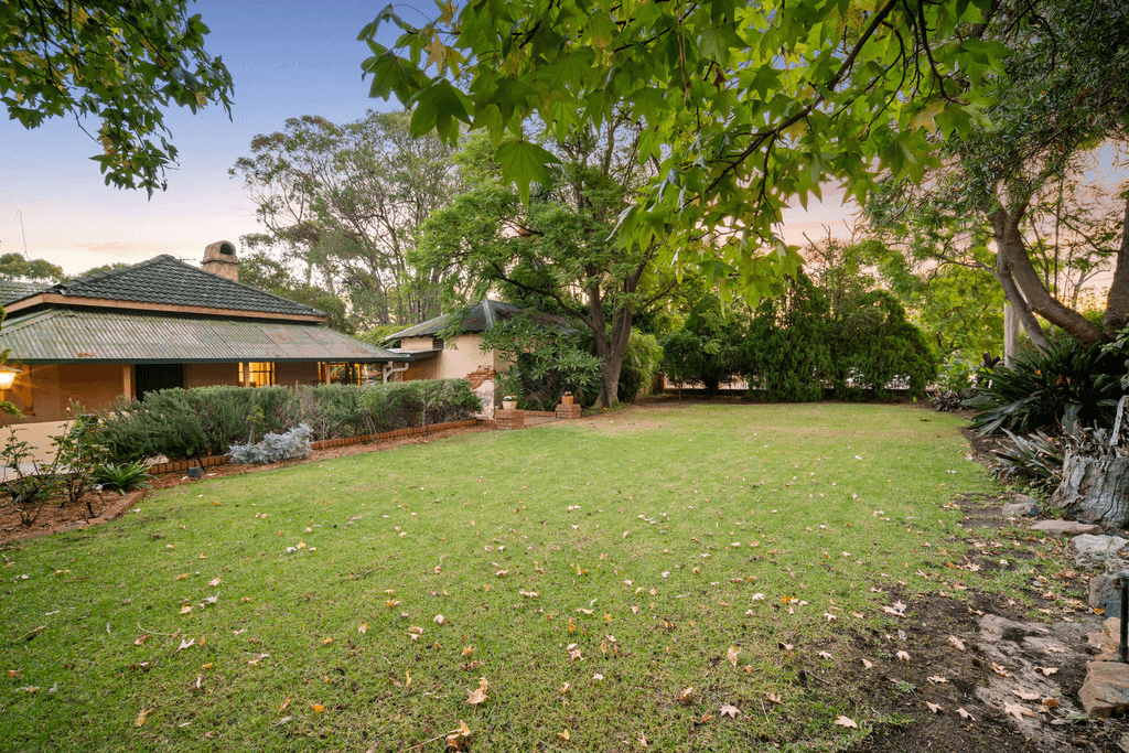 14 Meadow Street, GUILDFORD, WA 6055