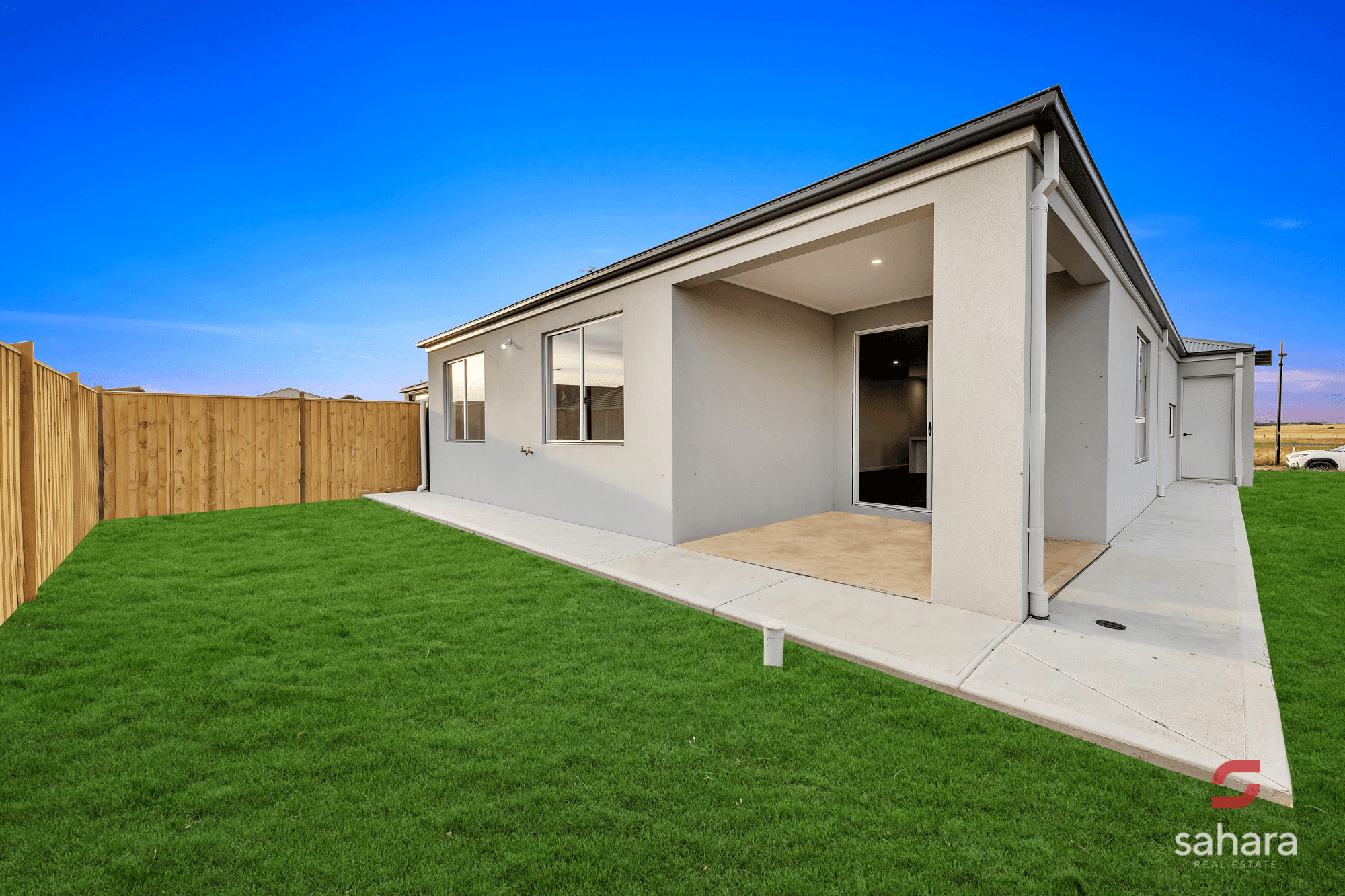 73 Clipstone Crescent, FRASER RISE, VIC 3336